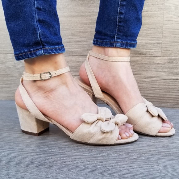 Shoes - Nude Bow Design Low Block Heel Spring Shoes